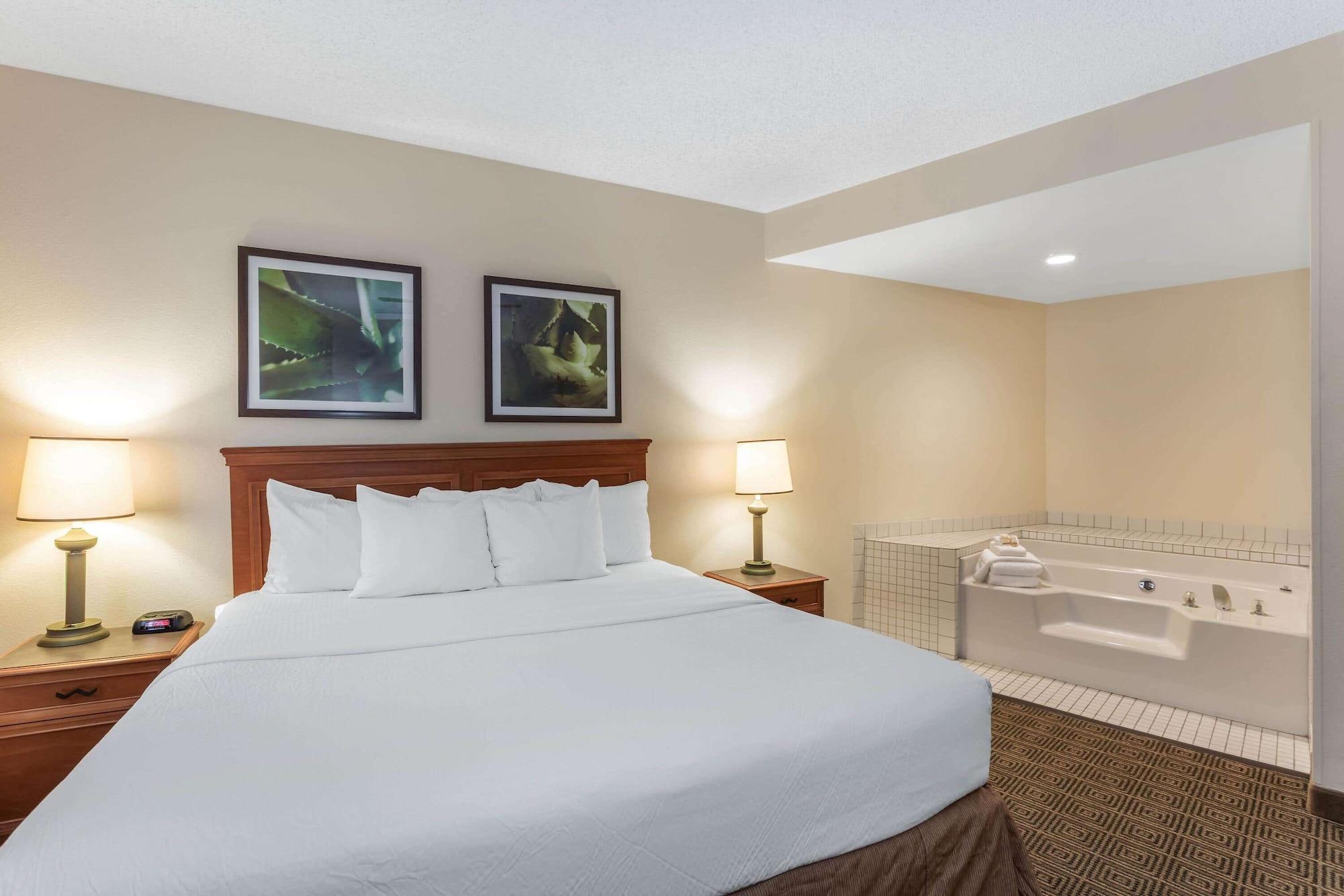 מלון Williamsburg La Quinta By Wyndham Orlando South מראה חיצוני תמונה