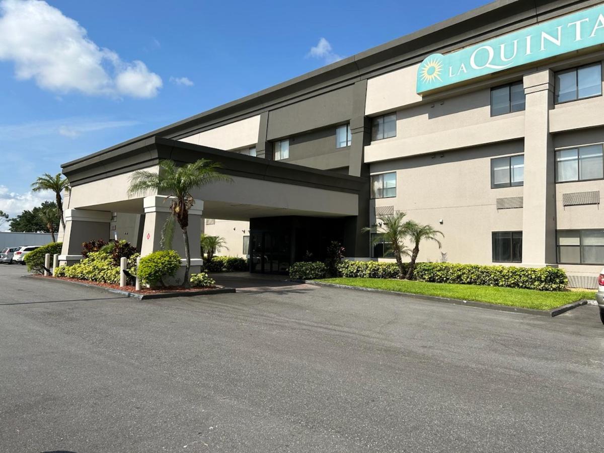 מלון Williamsburg La Quinta By Wyndham Orlando South מראה חיצוני תמונה