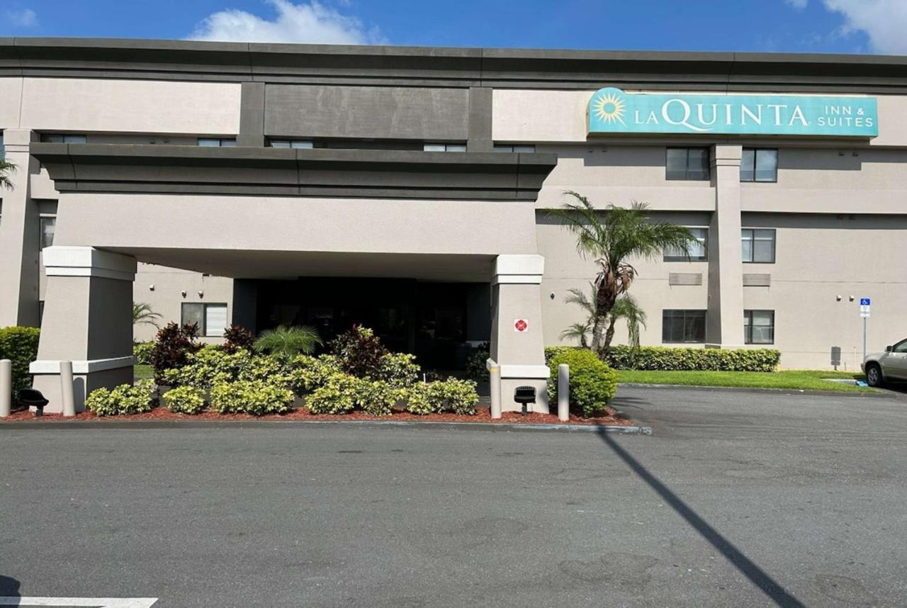 מלון Williamsburg La Quinta By Wyndham Orlando South מראה חיצוני תמונה