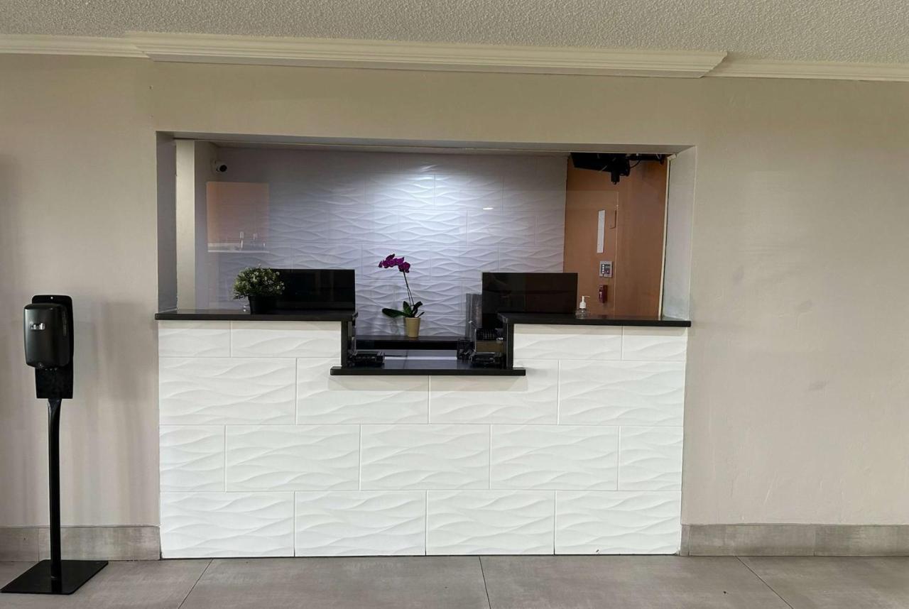מלון Williamsburg La Quinta By Wyndham Orlando South מראה חיצוני תמונה