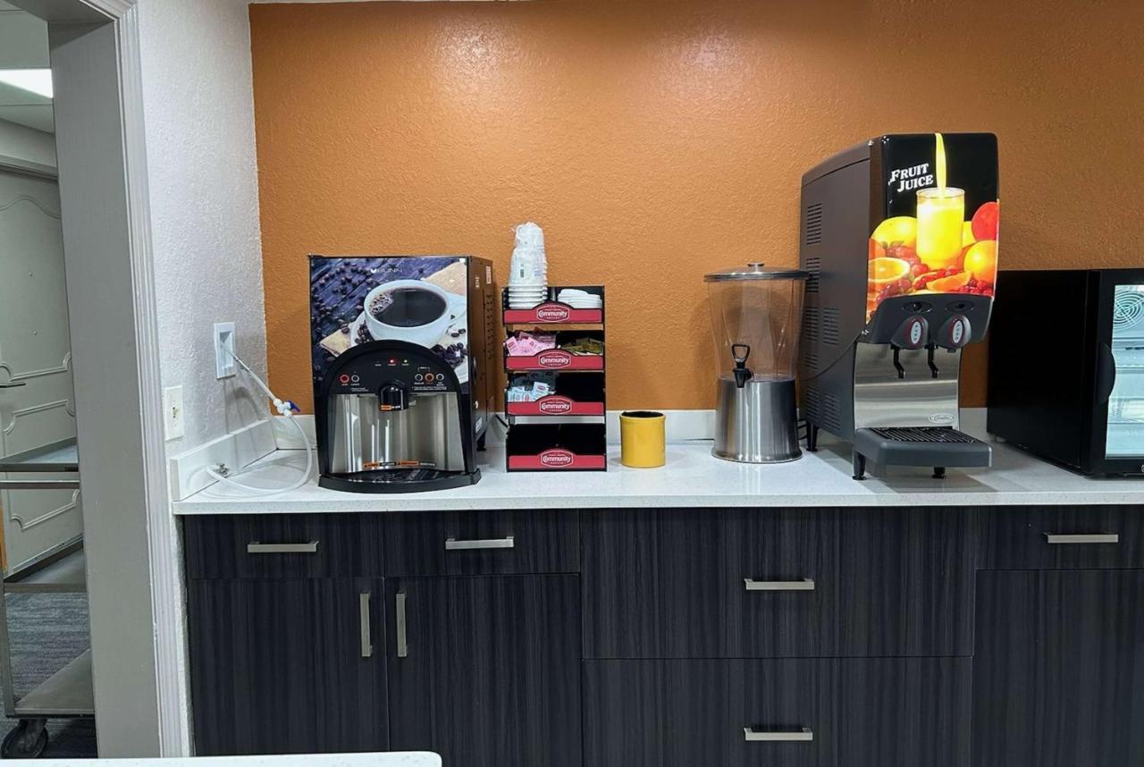 מלון Williamsburg La Quinta By Wyndham Orlando South מראה חיצוני תמונה